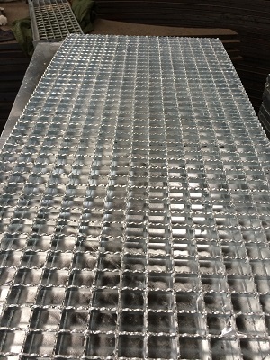 齒形復(fù)合格柵